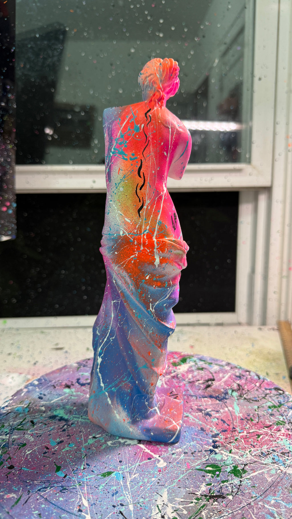 Venus Urbana – One of One