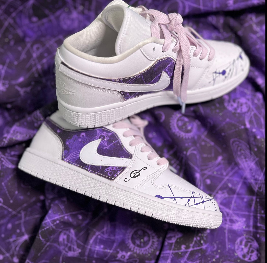 Custom Air Jordan 1 "The music moon"