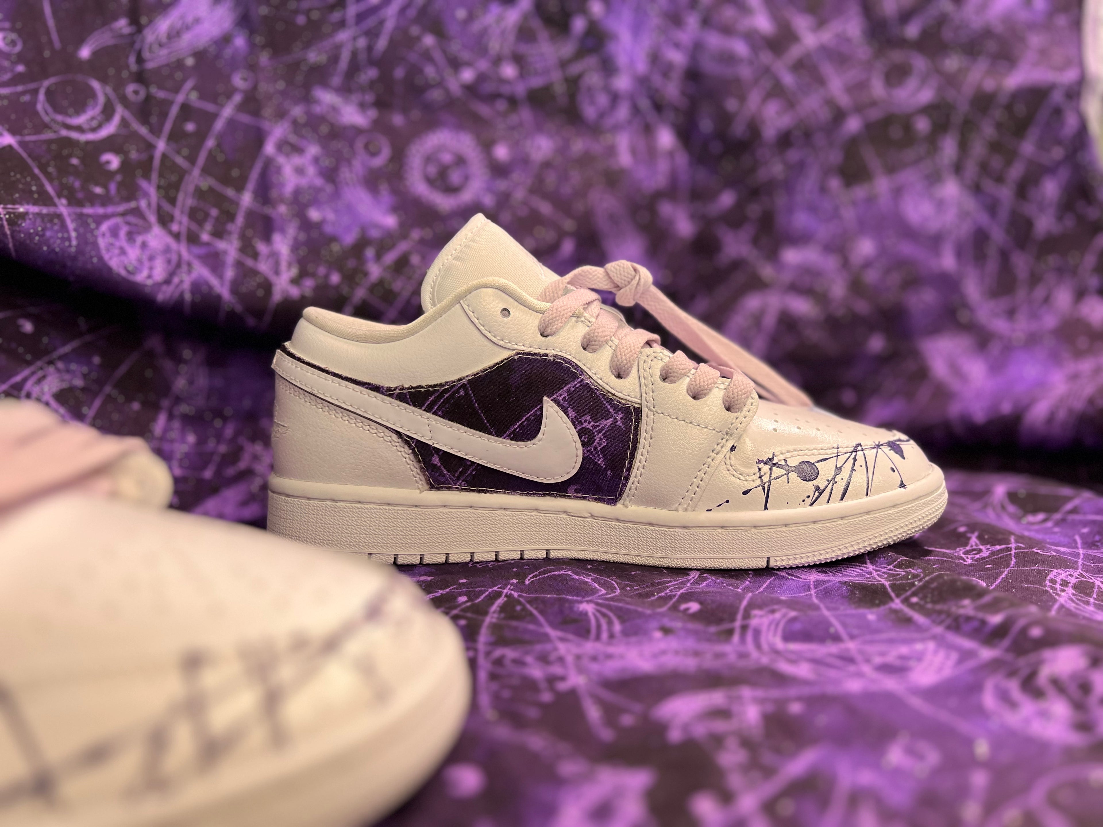 Custom Air Jordan 1 "The music moon"